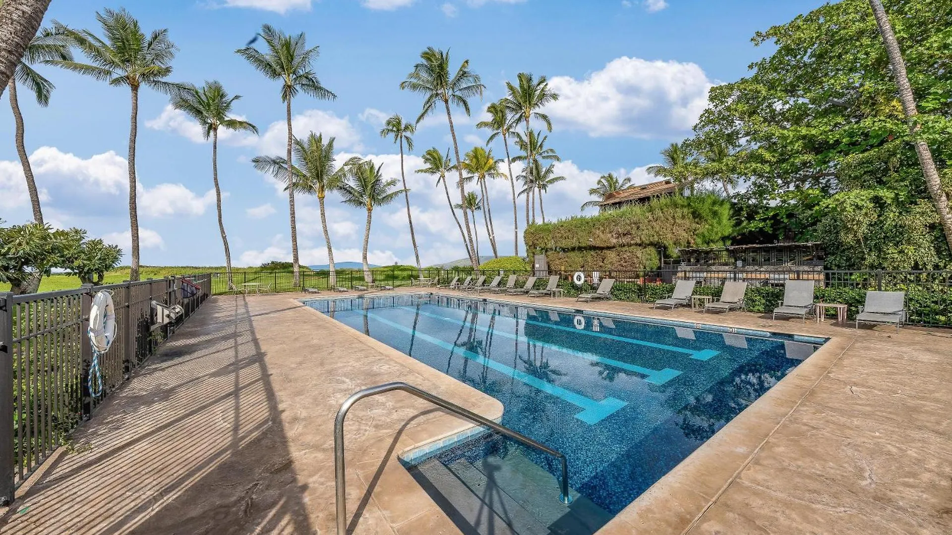Waiohuli Beach Hale C212 Kihei
